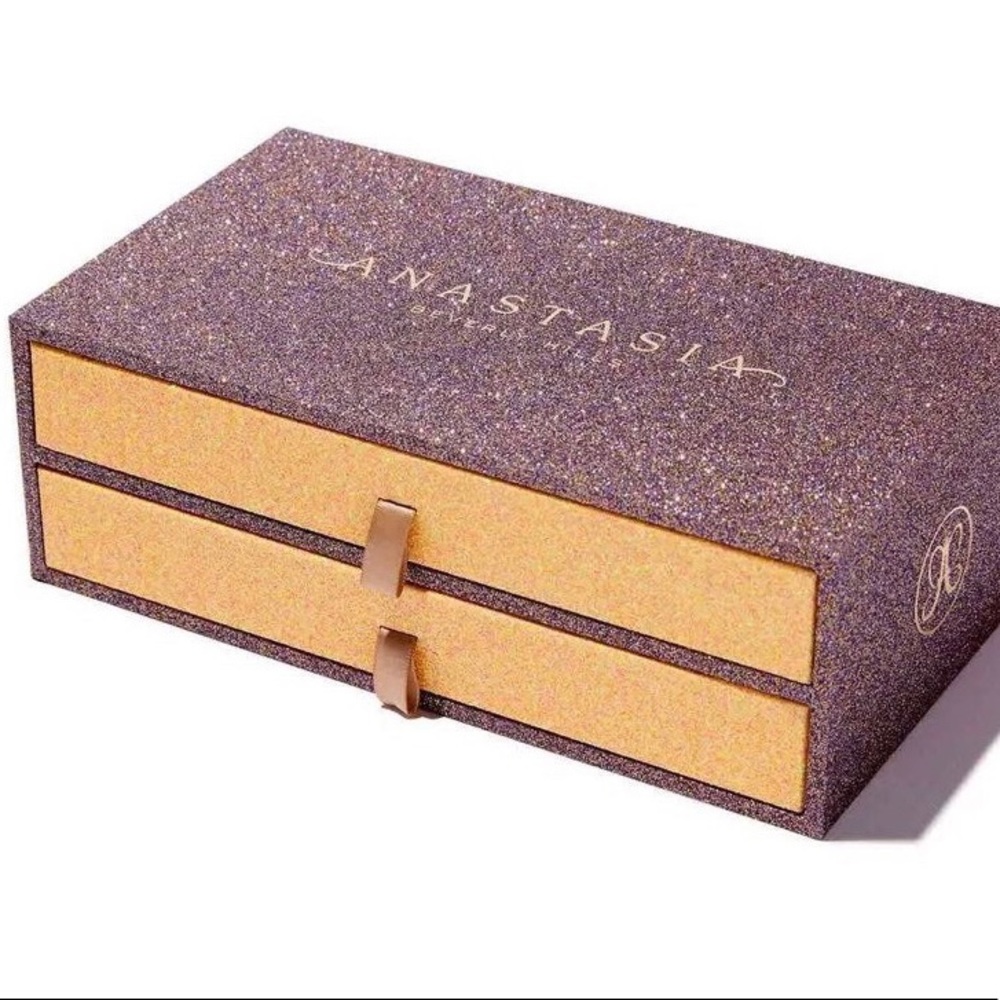Anastasia Beverly Hills Eyeshadow Vault